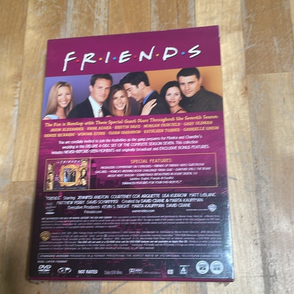 New in package Friends season 7 dvd box set - Picture 2 of 3